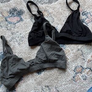 SKIMS Black and Gray Triangle Bralette Duo